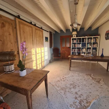 Cosy 3* Saint-Romain-Lachalm